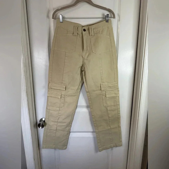 Lioness Australia Designed Women’s Beige Miami Vice Cargo Pants - Size Medium - Picture 1 of 7
